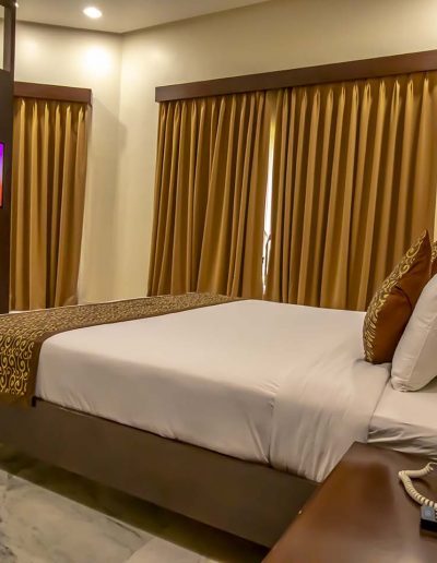 Hotel in Mount Abu with Luxurious Facilities